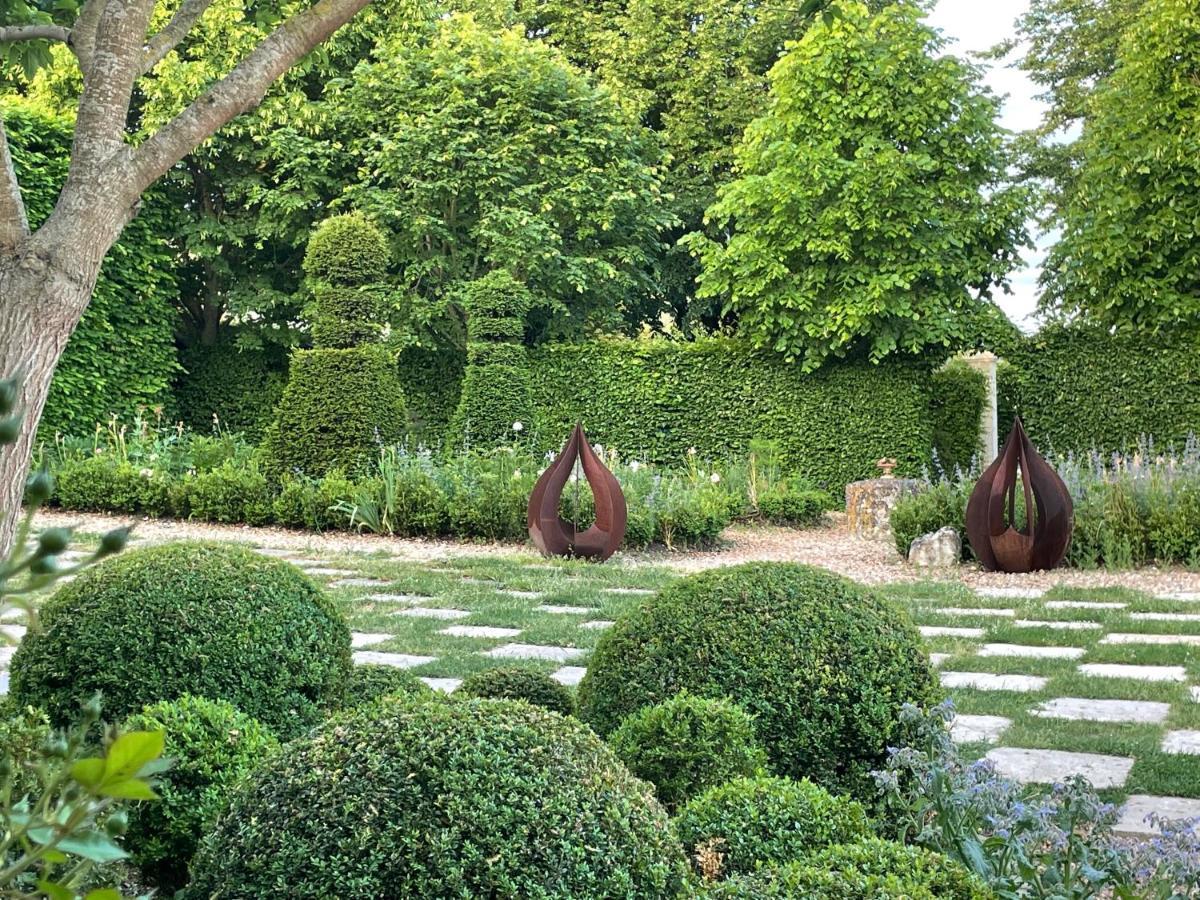 Les Jardins Haute Couture Huismes Exterior foto